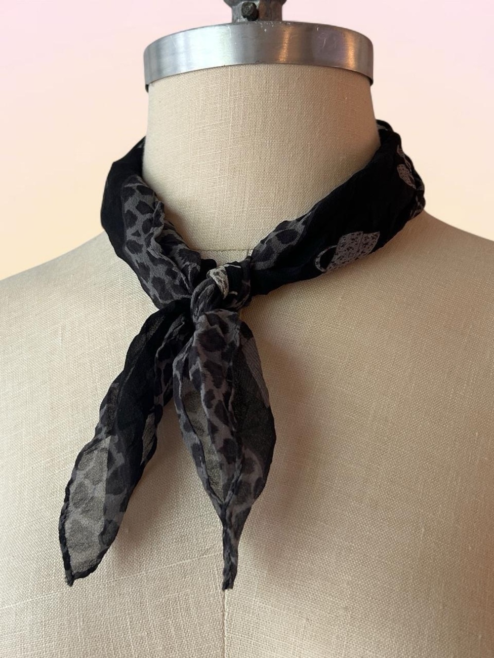 Echo Vintage Y2K Black Chiffon Leopard Print Neck Scarf